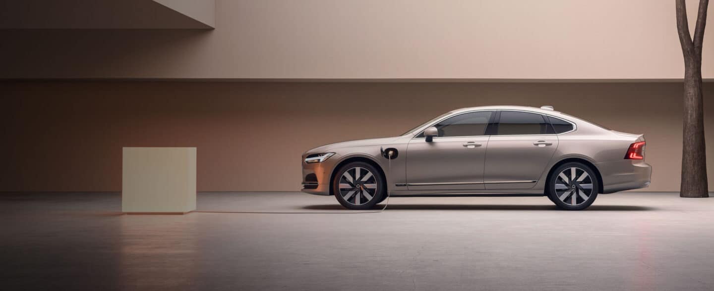 VOLVO S90 RECHARGE