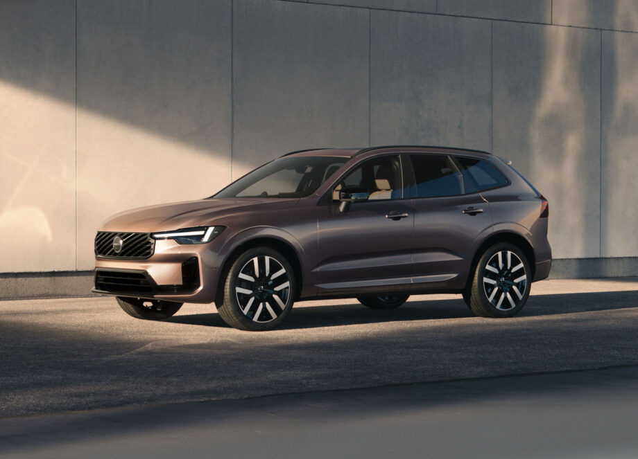 NUOVA VOLVO XC60
