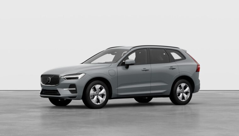 XC60 ibrida plug-in Essential
