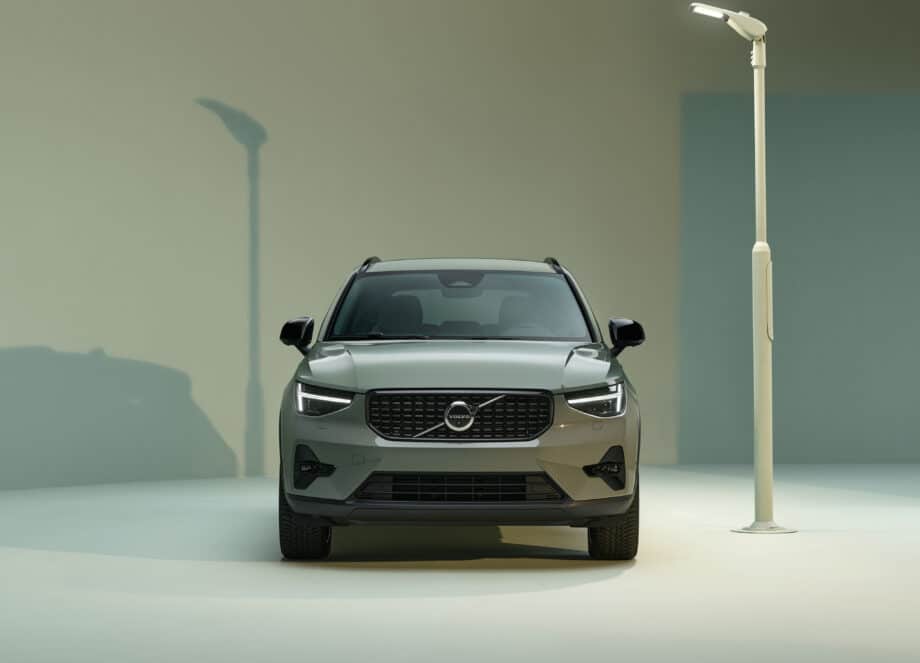 XC40 B3 Automatico Essential MY24