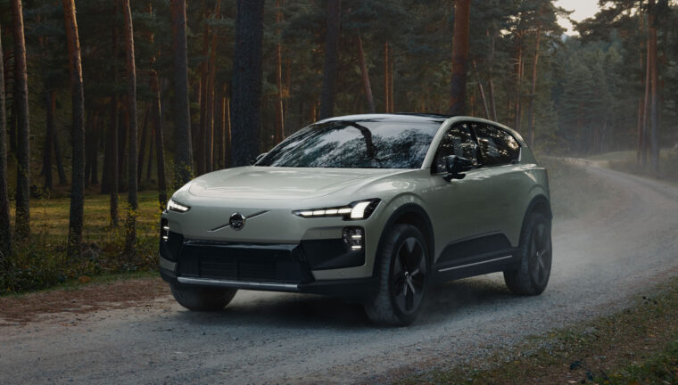 Volvo EX60 Cross Country