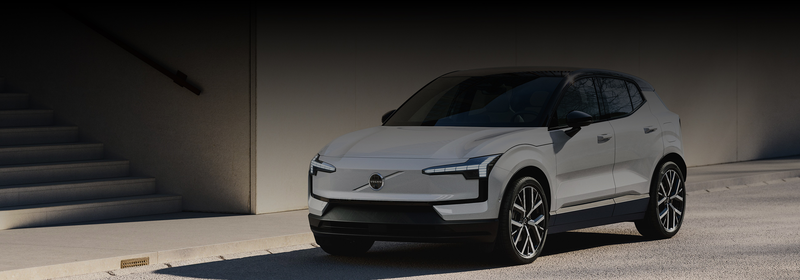 EX30 P5 Essential MY27