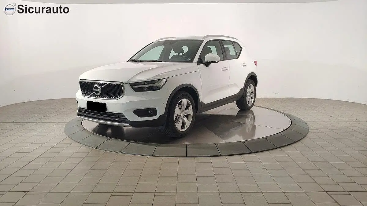 XC40