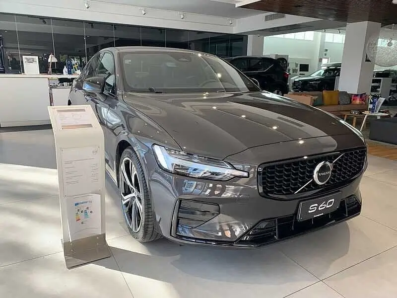S60