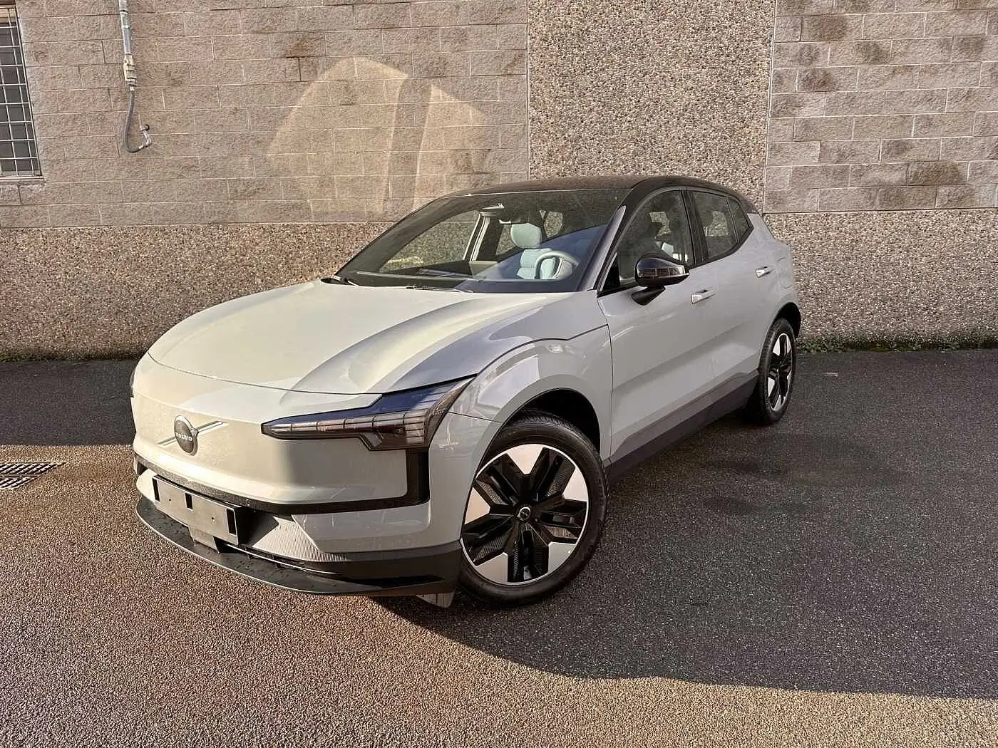 EX30