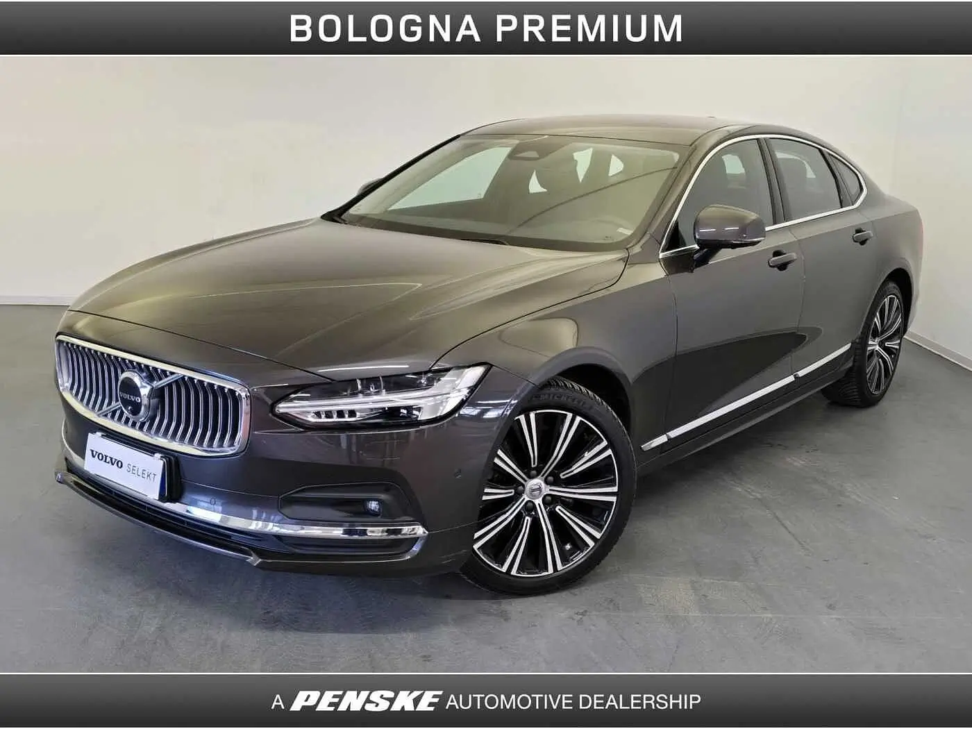 S90