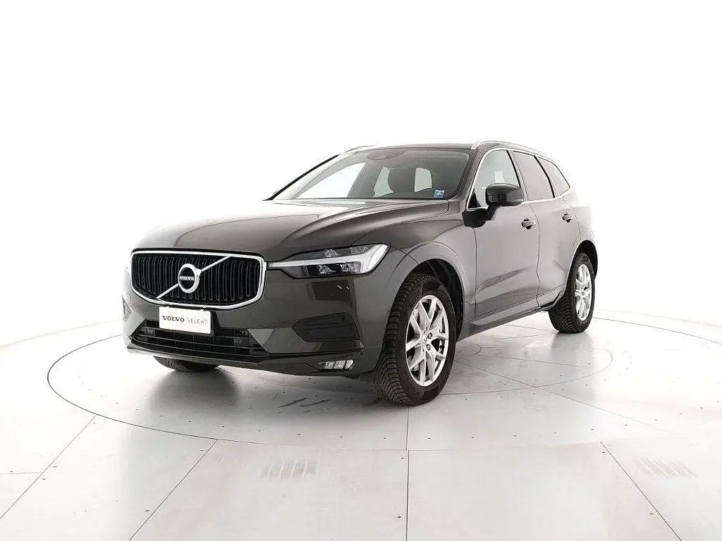 XC60 2.0 B4 MOMENTUM PRO AWD AUTO
