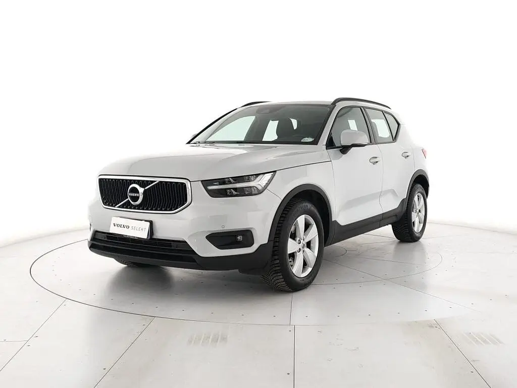 XC40 2.0 D3 MOMENTUM AWD GEARTRONIC MY20
