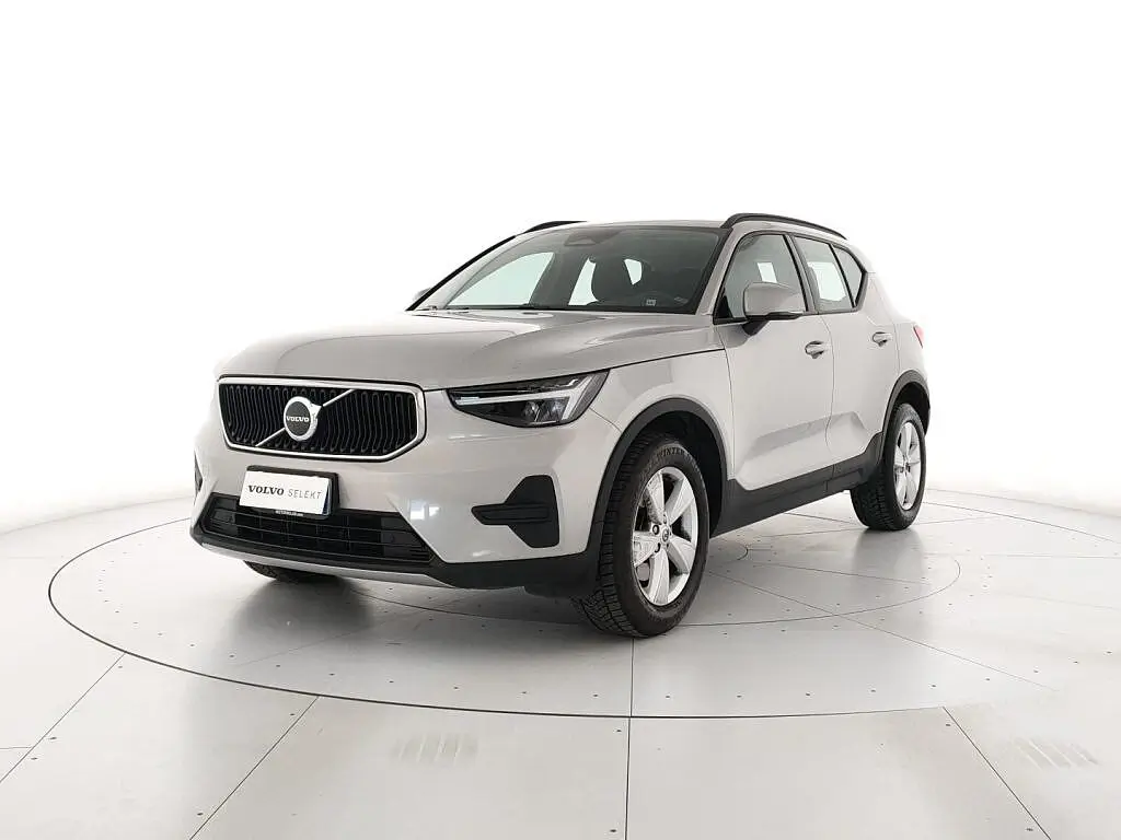 XC40 2.0 B3 ESSENTIAL AUTO