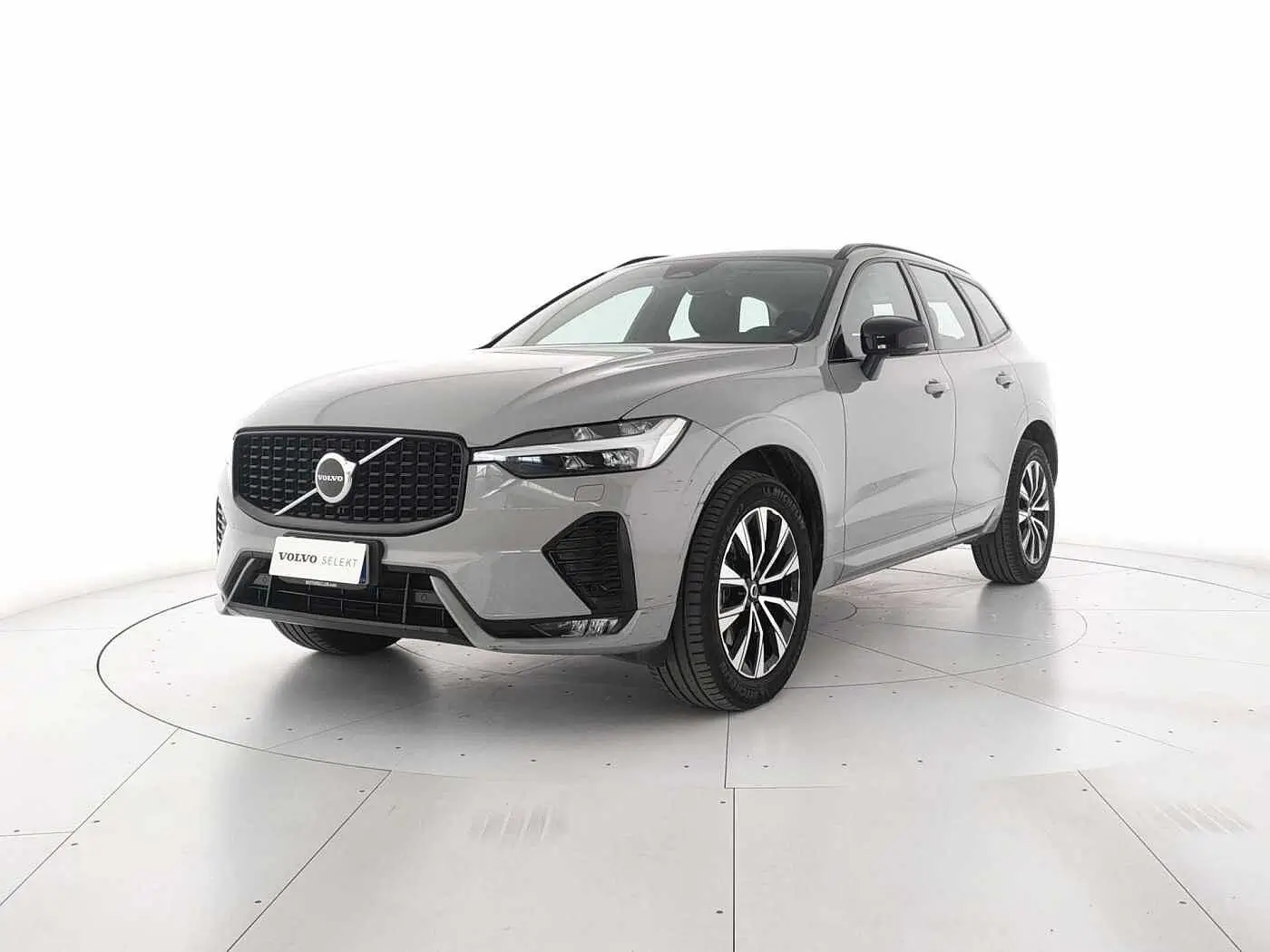 XC60 2.0 B4 PLUS DARK AWD AUTO