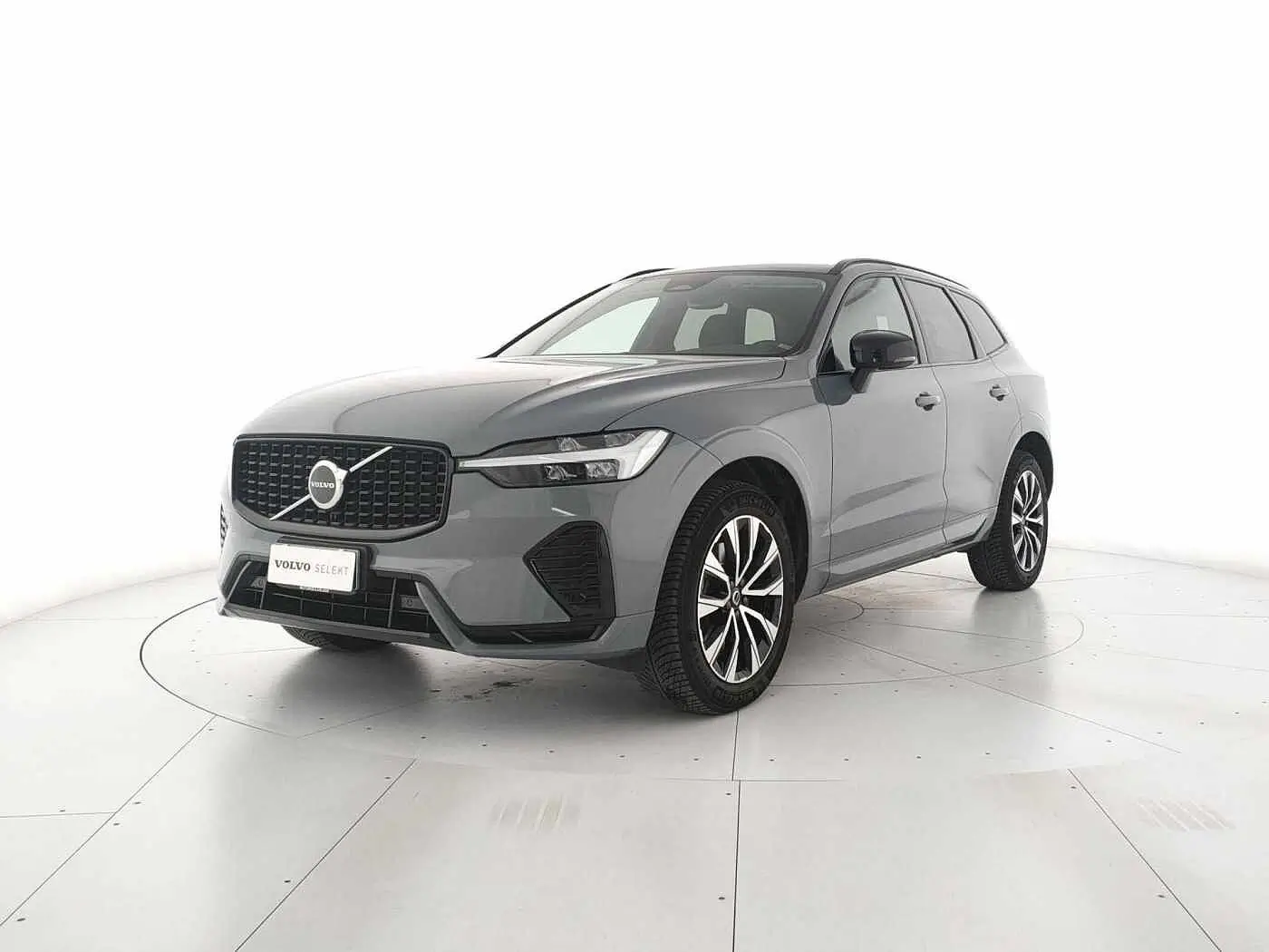XC60 2.0 B4 PLUS DARK AWD AUTO