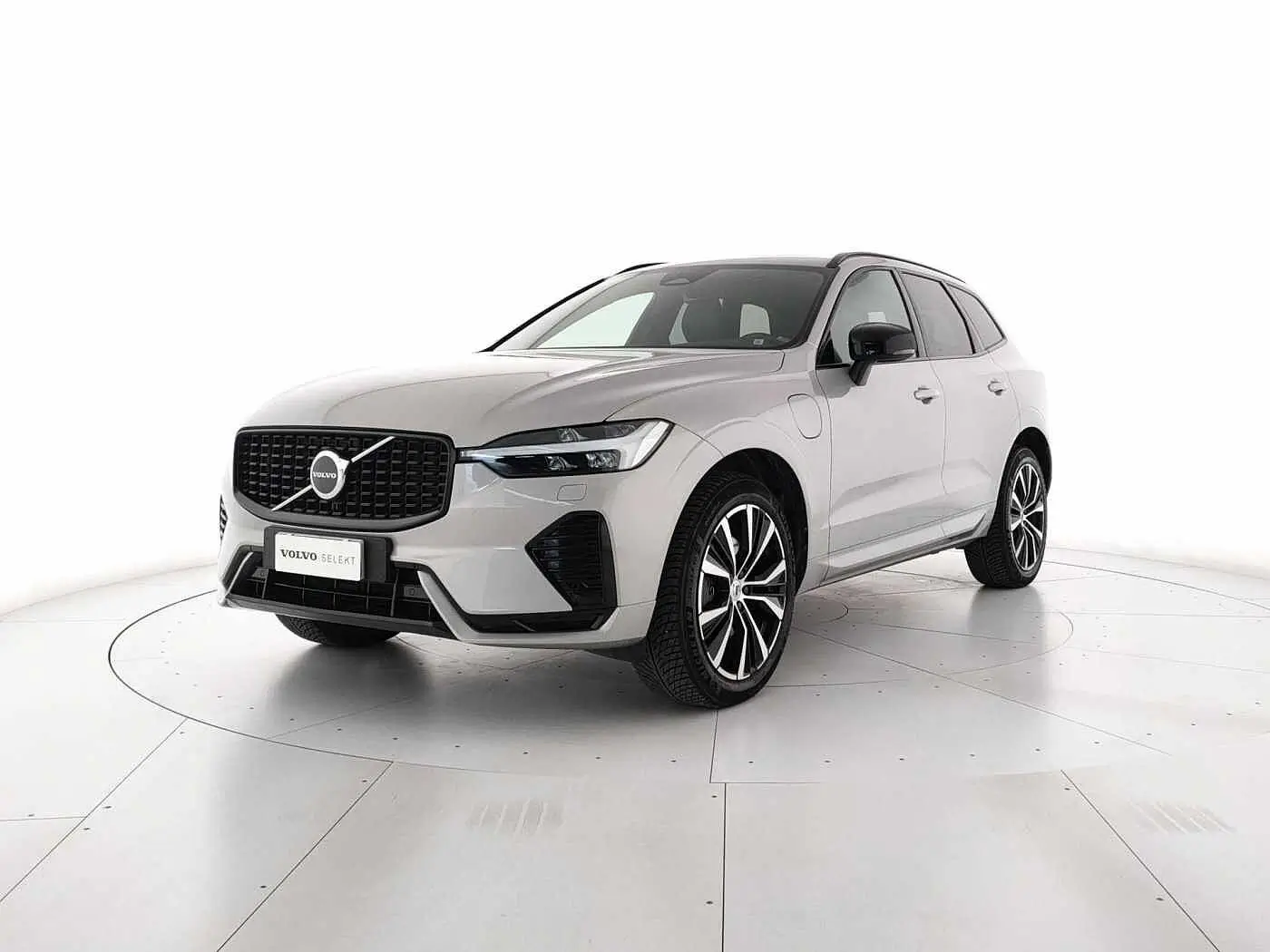 XC60 2.0 T6 RECHARGE PHEV PLUS DARK AWD AUTO