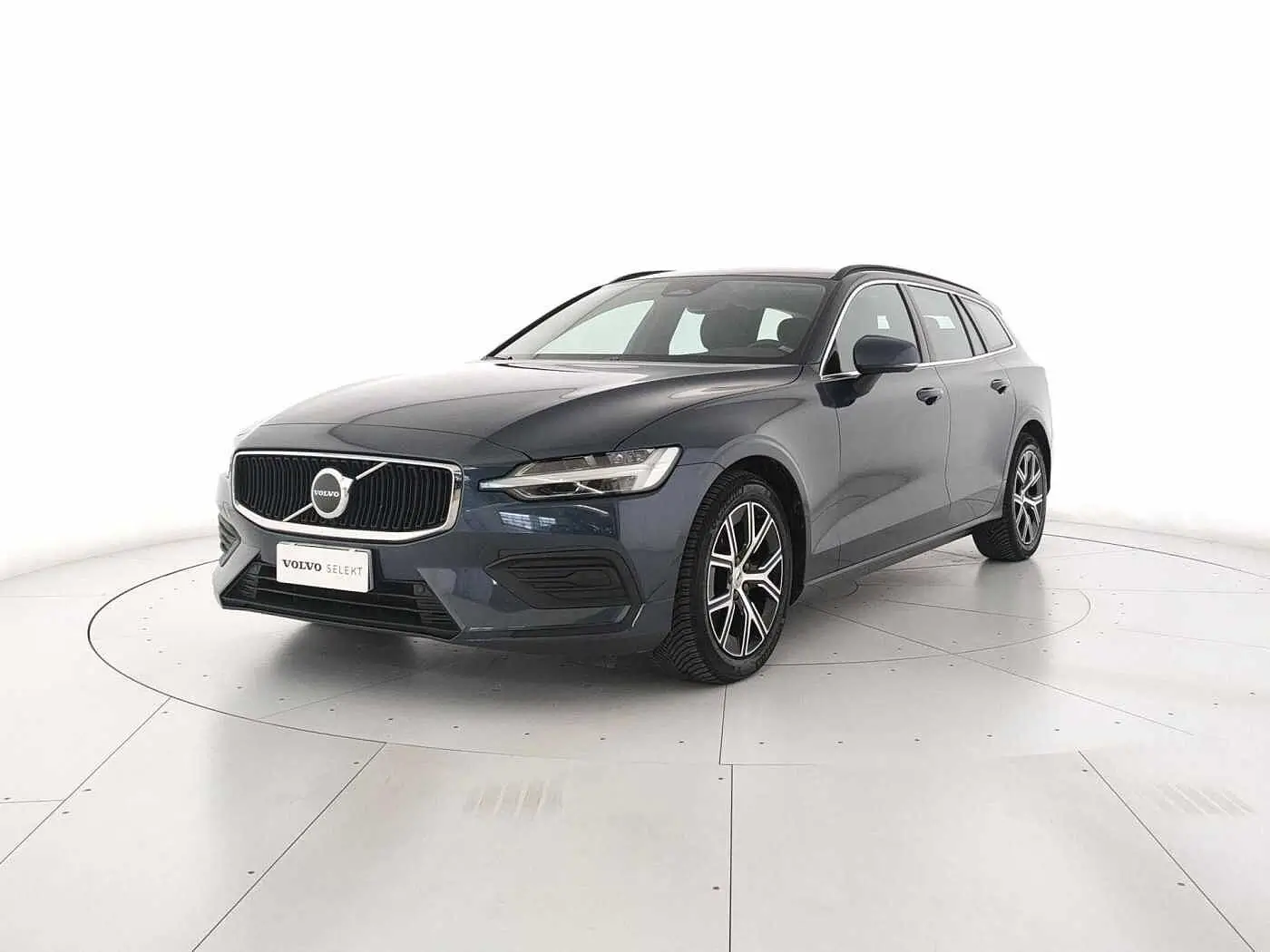 V60 2.0 B4 CORE AUTO