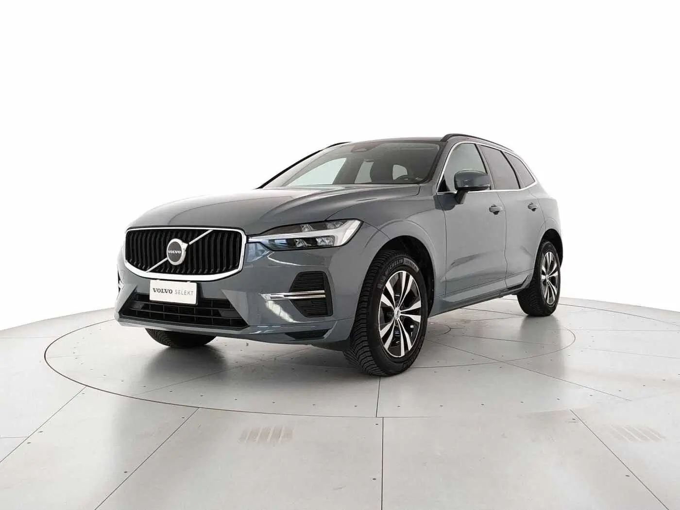 XC60 2.0 B4 MOMENTUM PRO AUTO