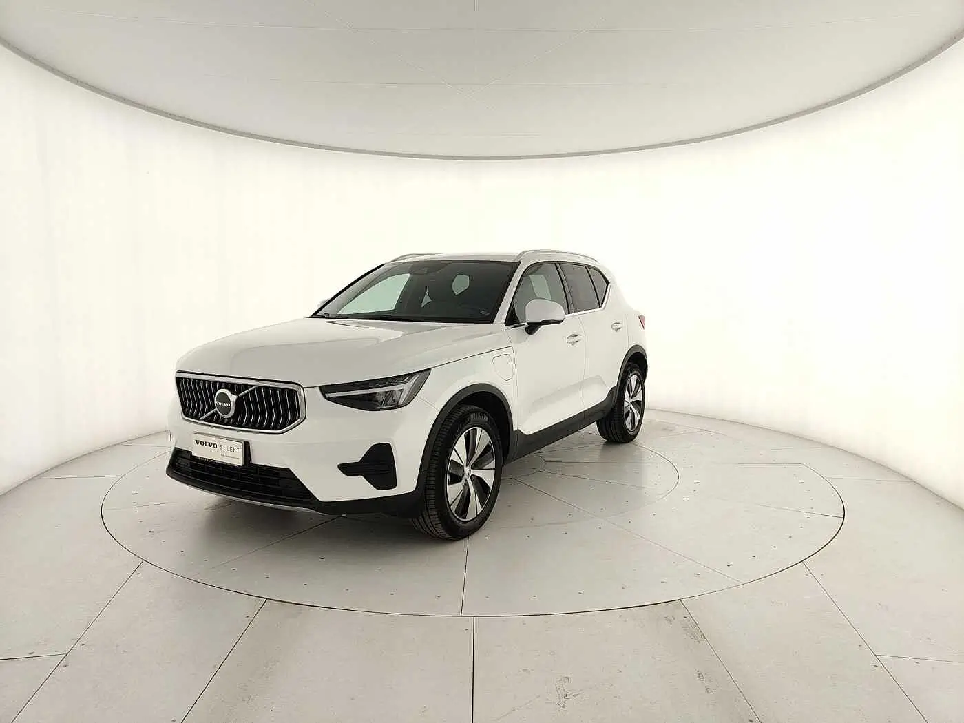 XC40 2023