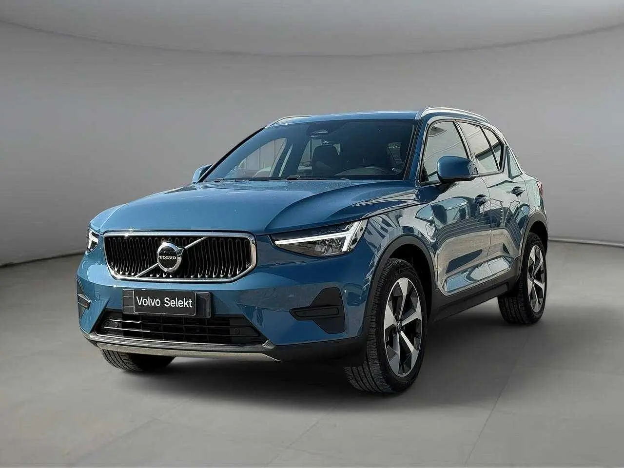 XC40 2023