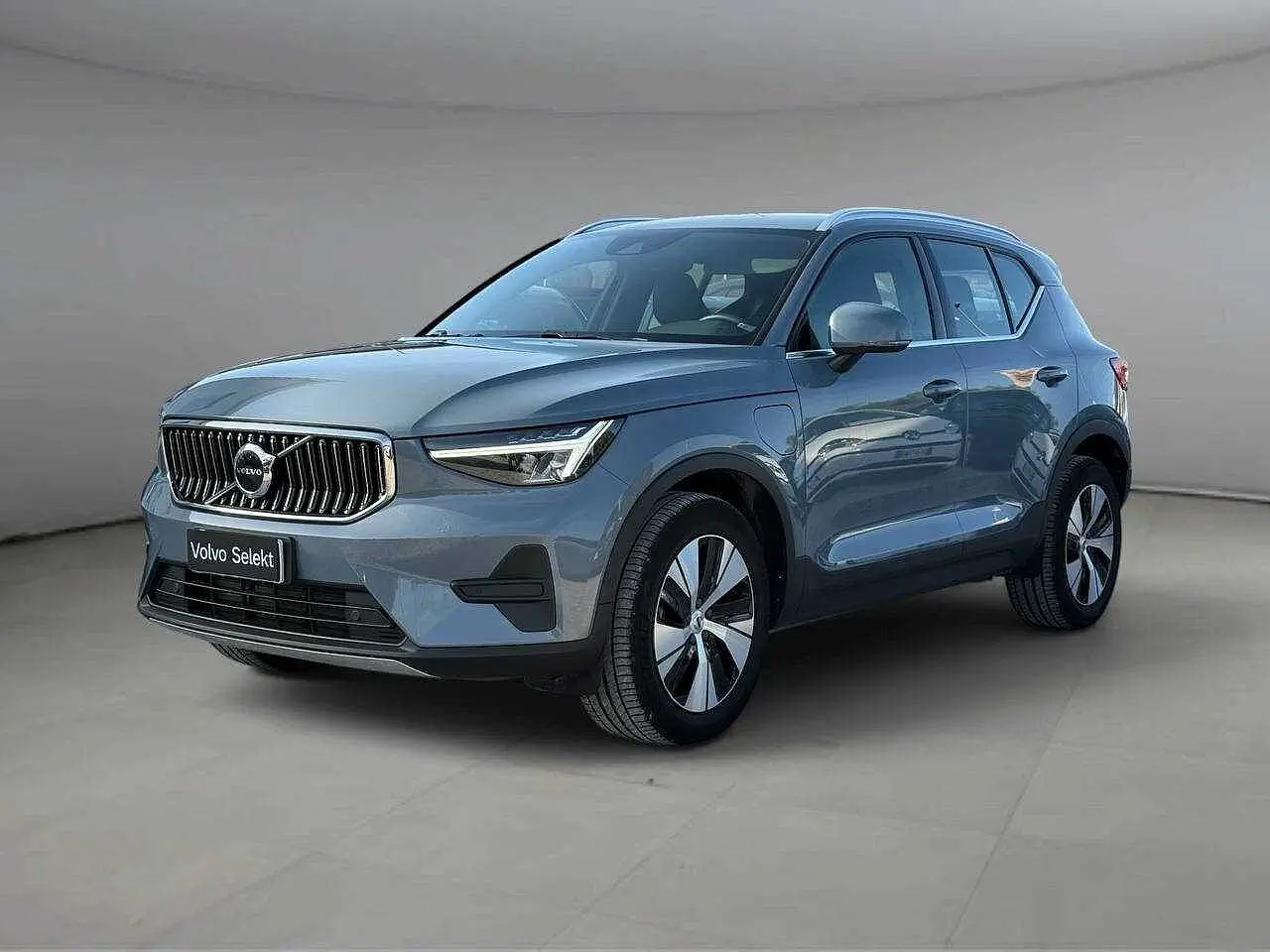 XC40 2023