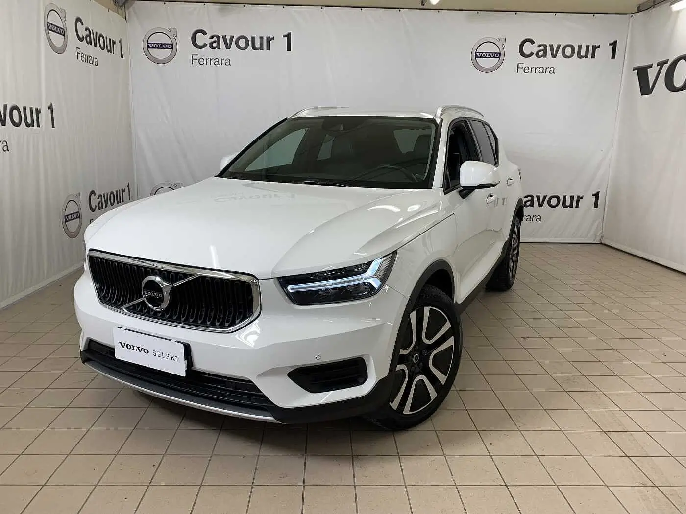 XC40