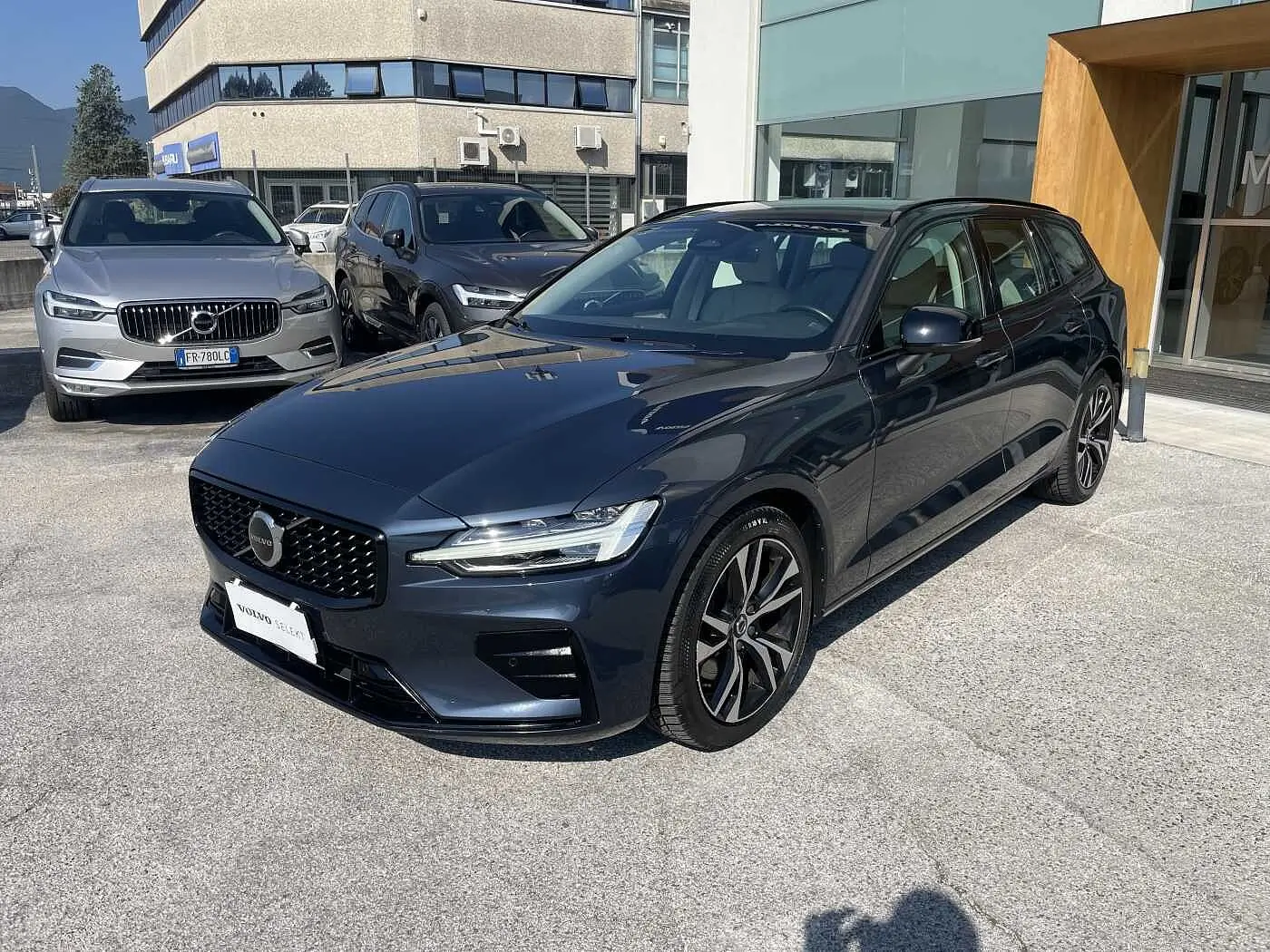 V60