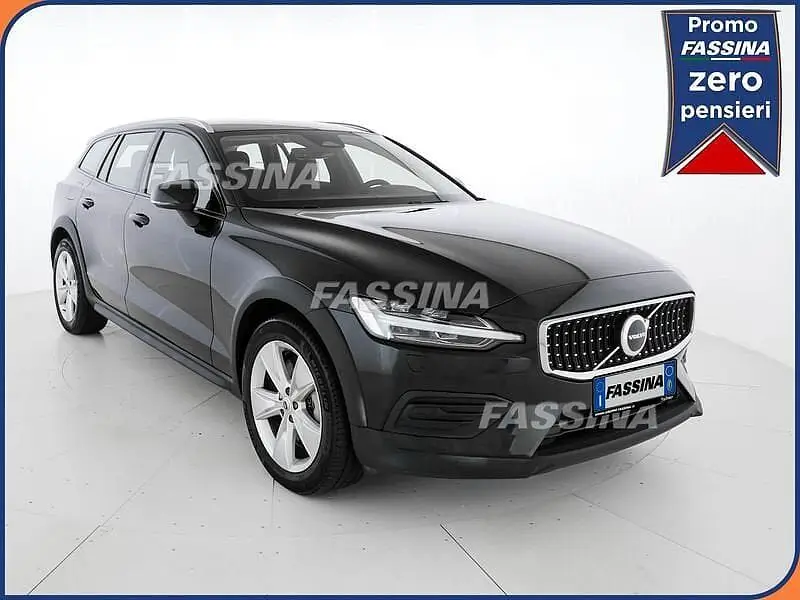 V60 CROSS COUNTRY